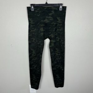 Spanx Look At Me Now Seamless Green Camo Leggings Plus Size 2X Shaping Stretch